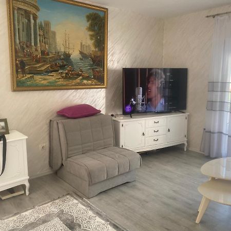 Apartman Lara Sveti Stefan Exterior foto