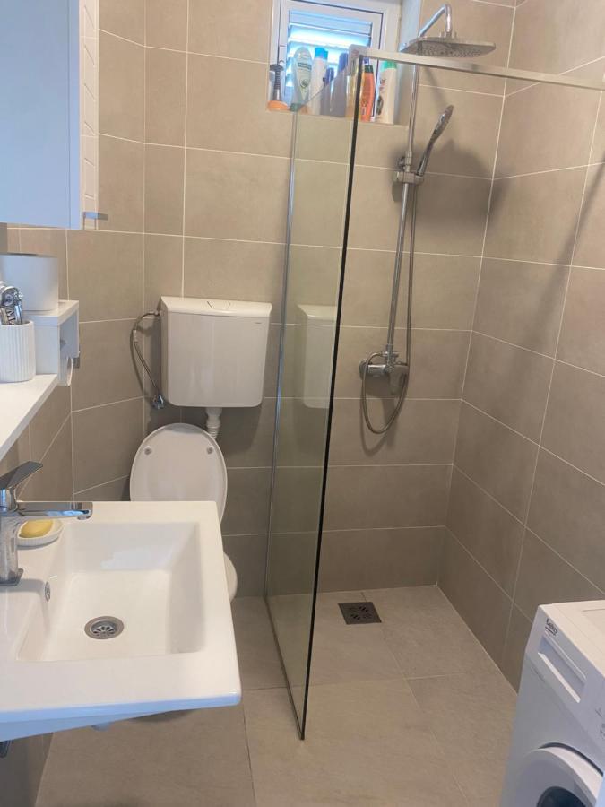 Apartman Lara Sveti Stefan Exterior foto