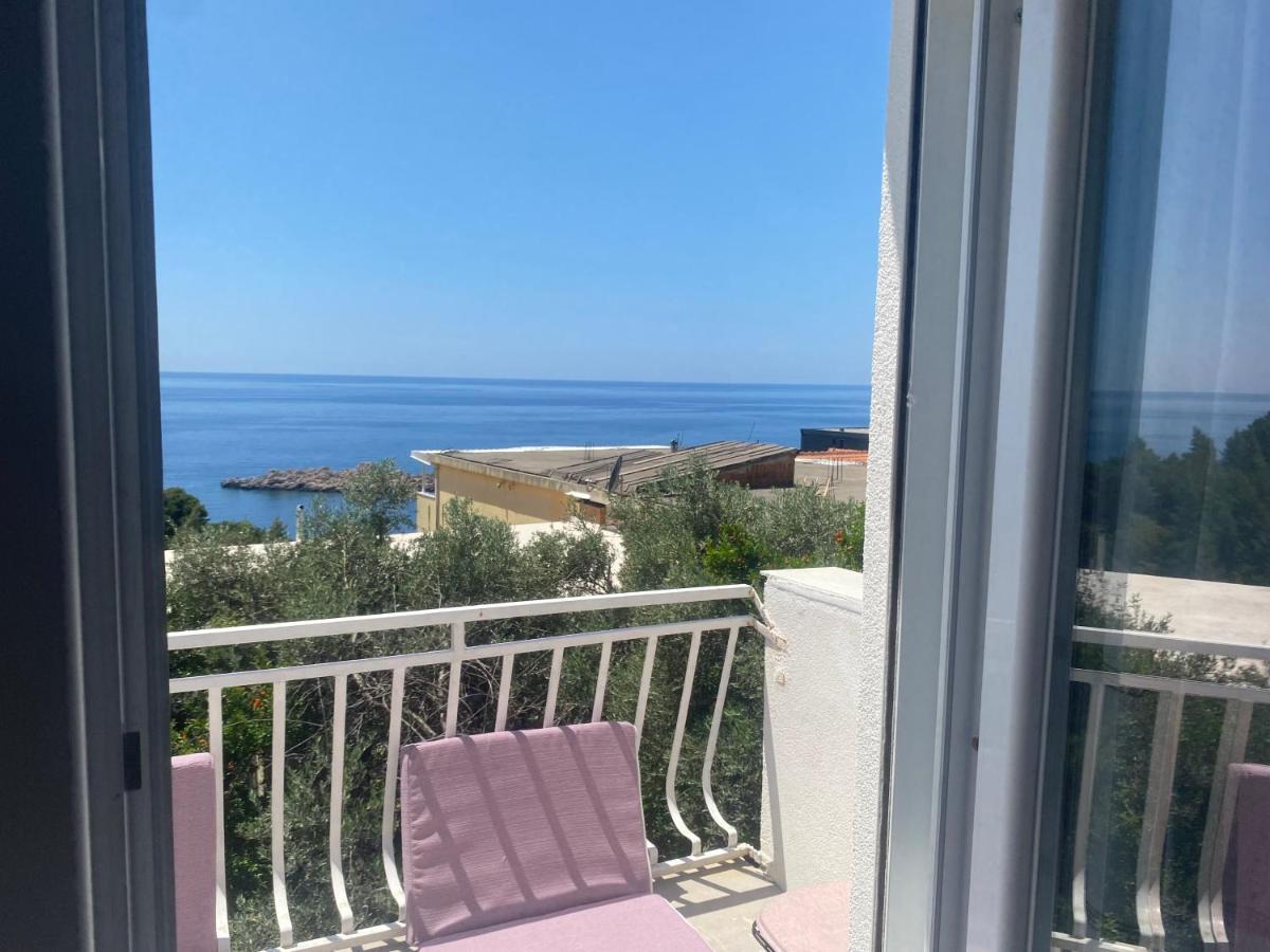 Apartman Lara Sveti Stefan Exterior foto