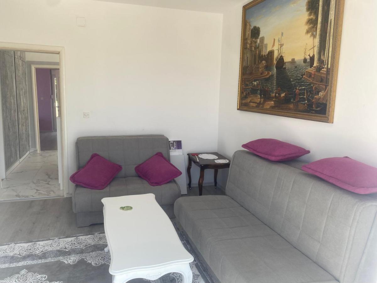 Apartman Lara Sveti Stefan Exterior foto