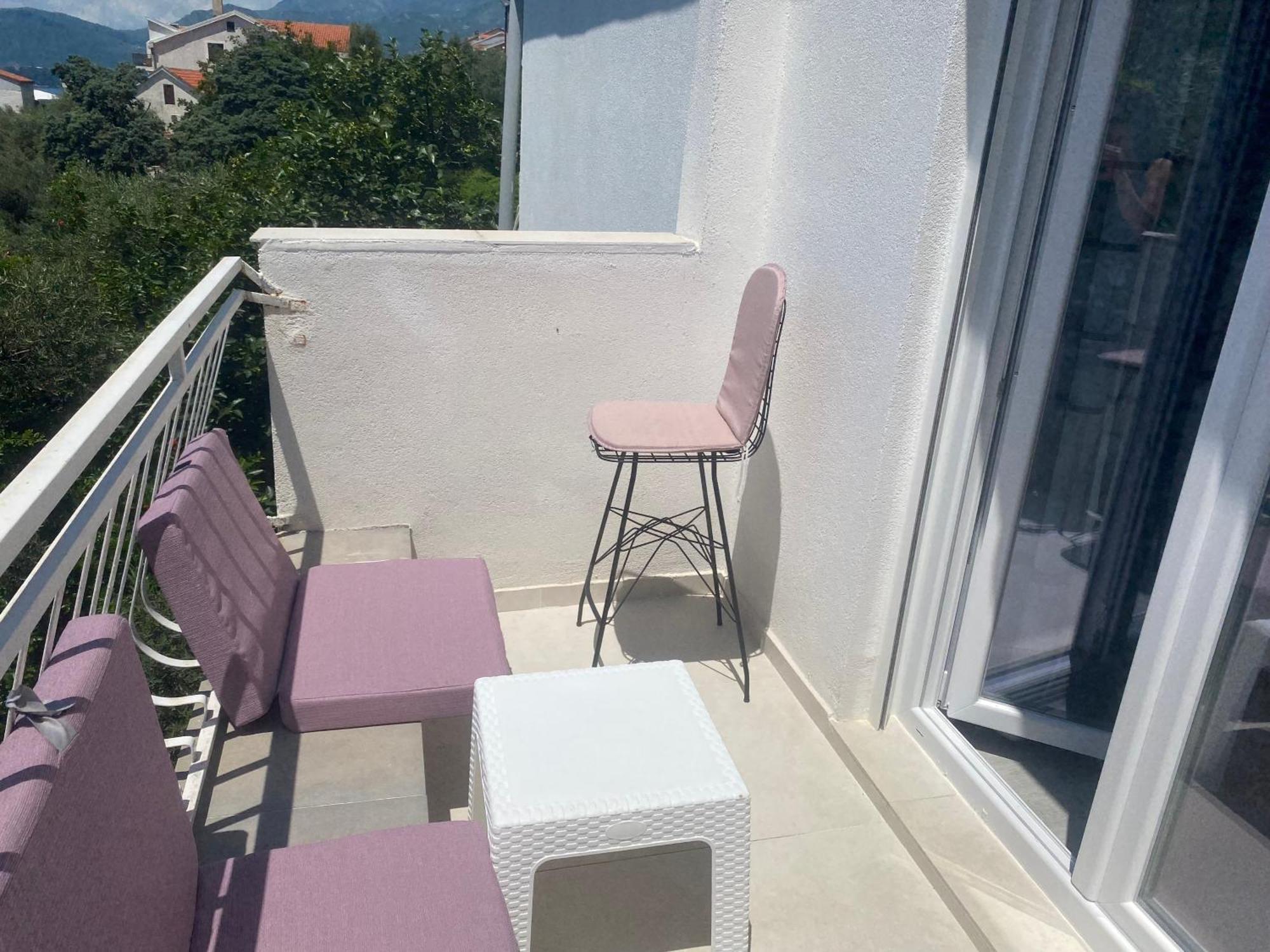 Apartman Lara Sveti Stefan Exterior foto